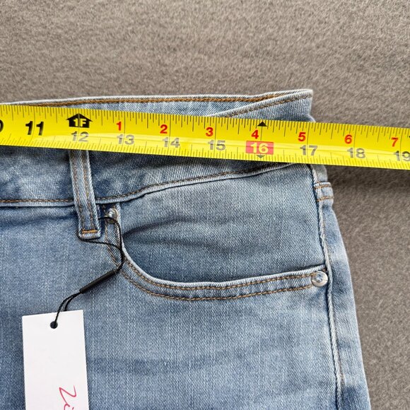 Vigoss Women's Ace High Rise Stretch Raw Hem Denim Bermuda Shorts Size 15/32 NWT - Picture 8 of 11